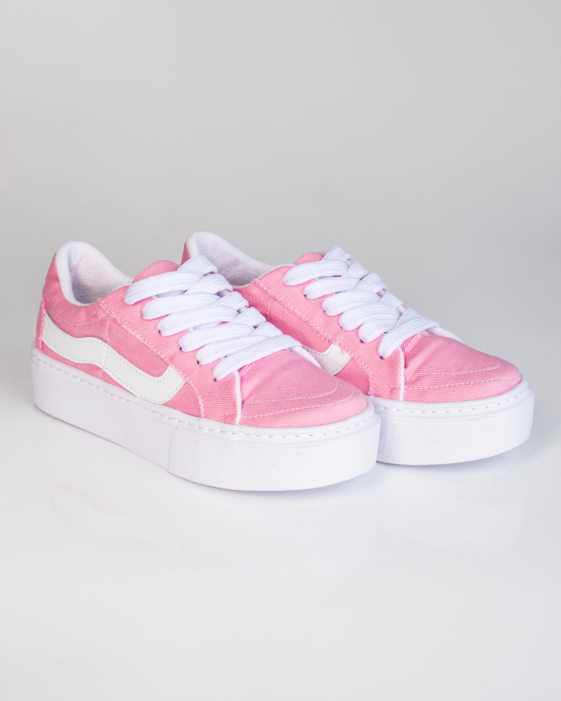 Tenis de dama tipo Vans en jeans rosado