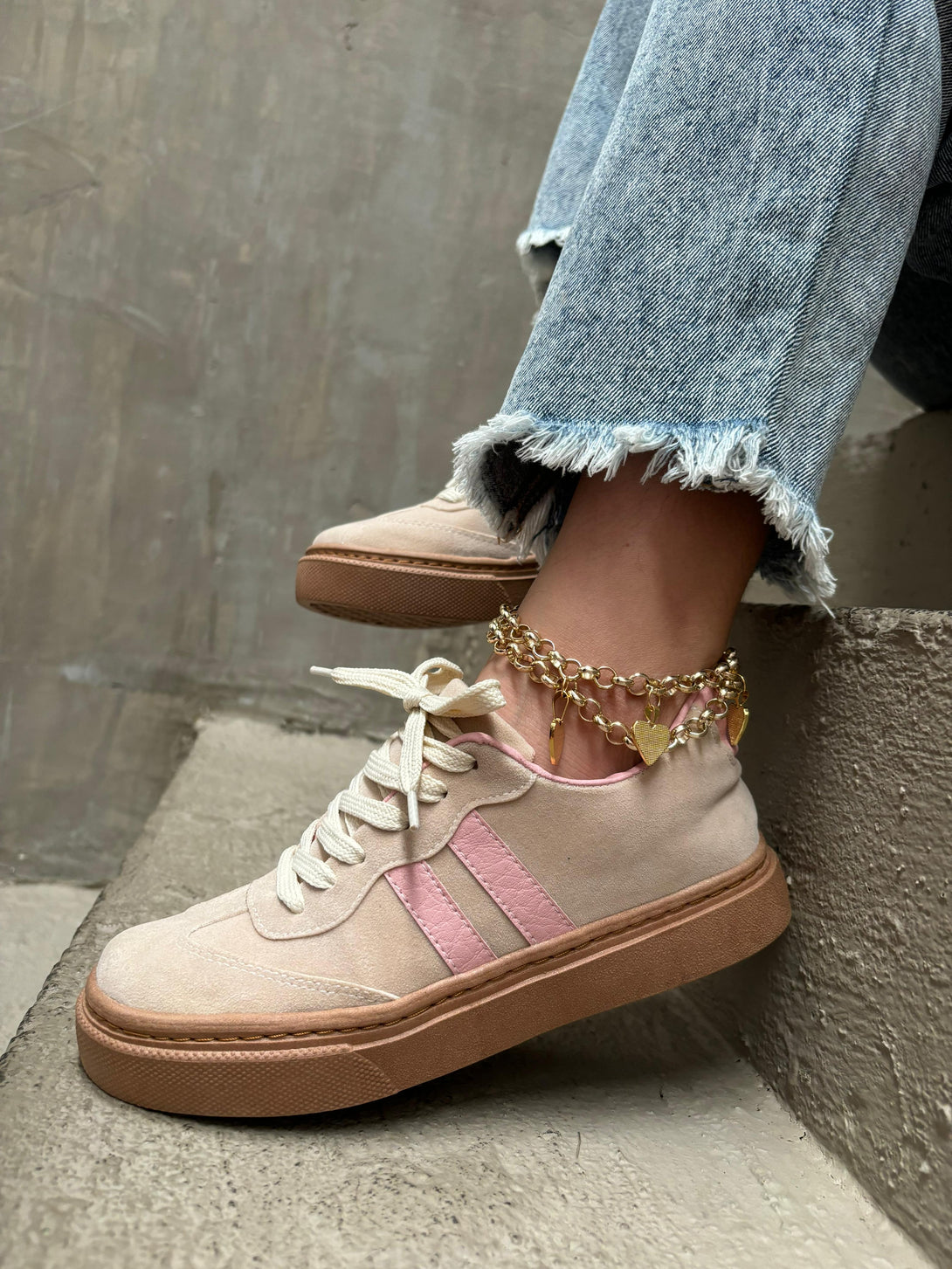 Tenis Samba de dama beige rosado