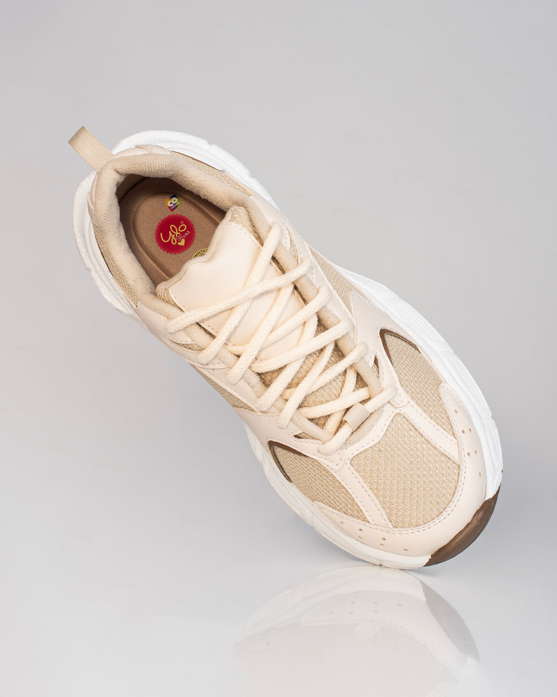 Tenis de Dama deportivo en color Beige